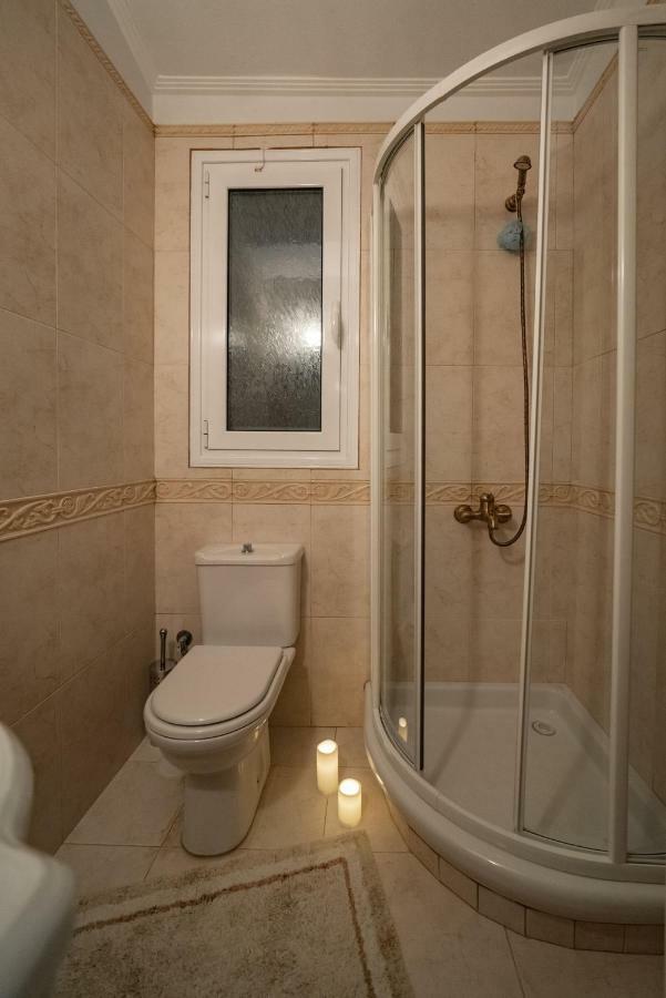 Nostalgia Seaview House Apartman Anáviszosz Kültér fotó